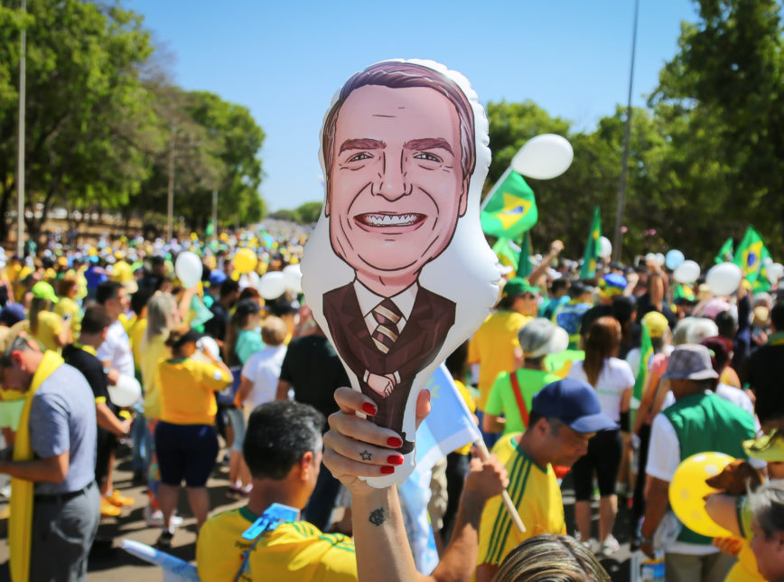 Engajamento de Bolsonaro em manifestações acirra crise com o Congresso